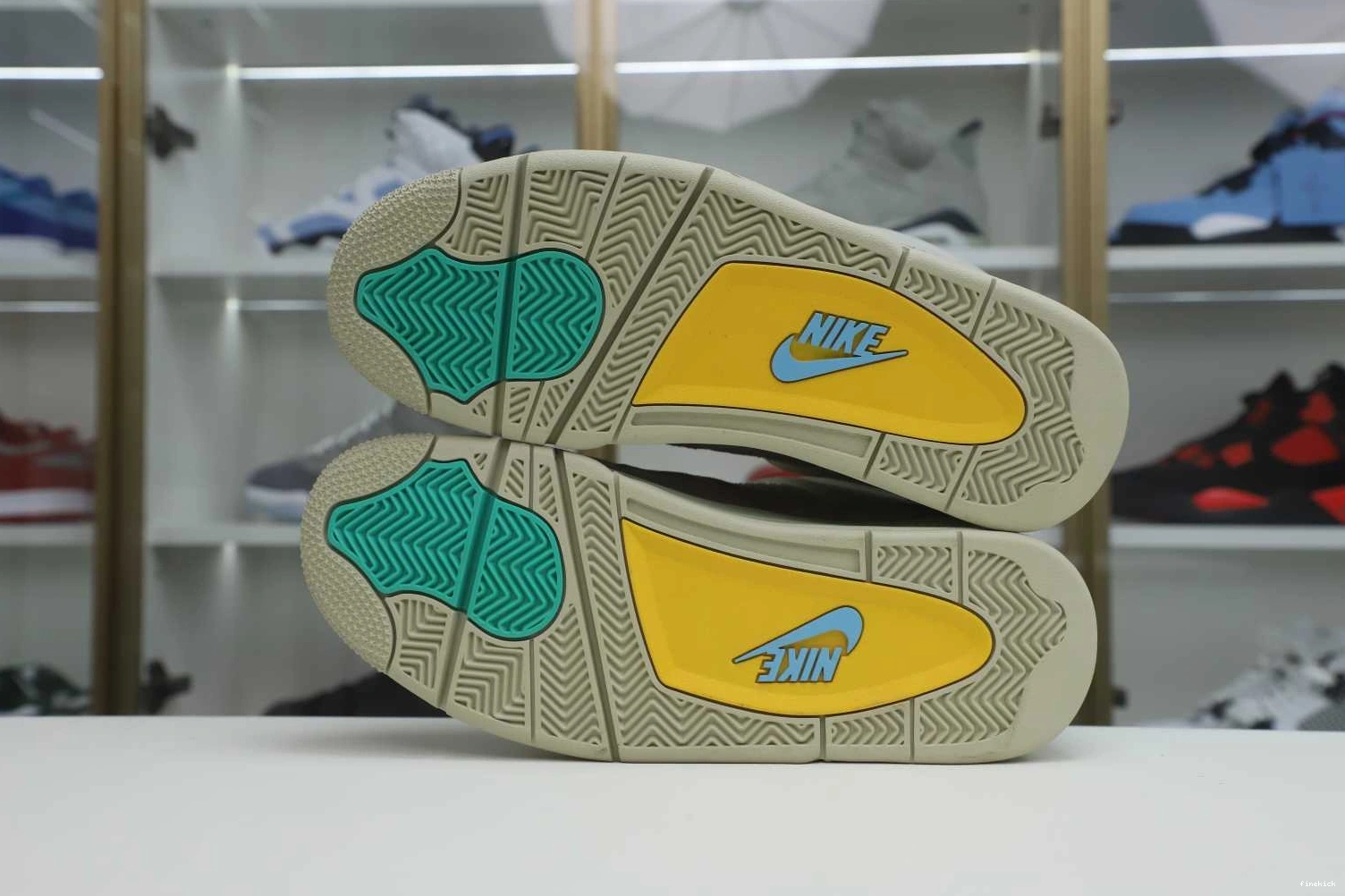 LA HAZE' UNION RETRO 4 X JORDAN 'TAUPE AIR 0720
